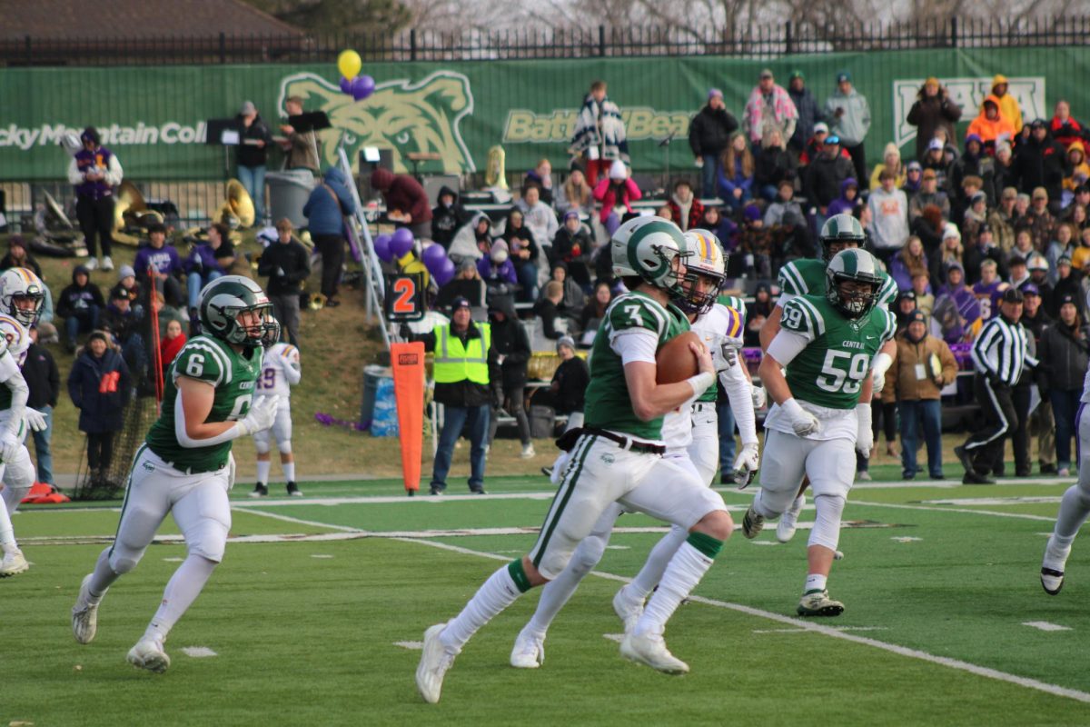 11.23.24
Howie Martin runs with the ball, during the Central v Laurel Championship game.