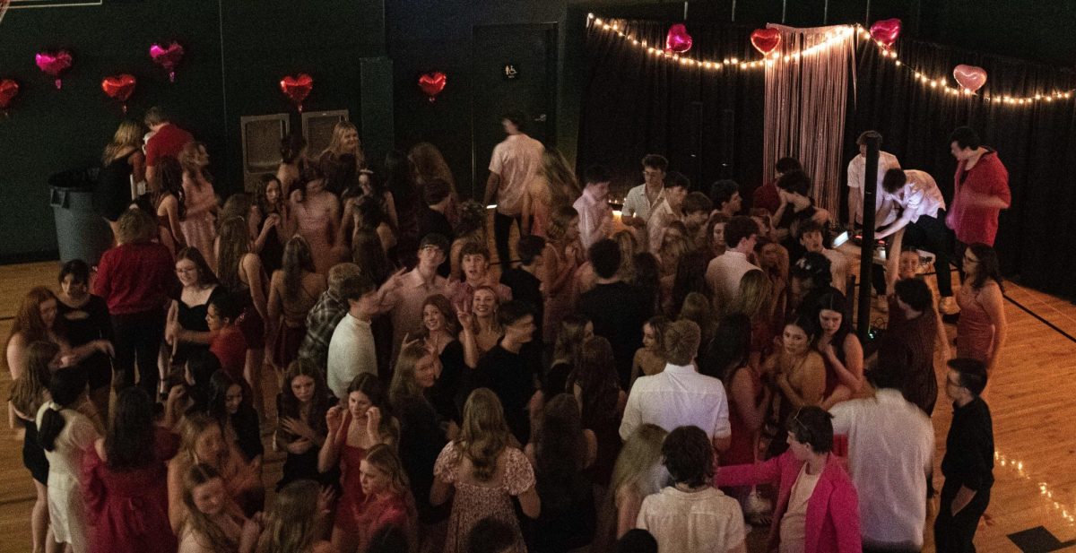 2.22.25
Students gathered for the Sweethearts dance.