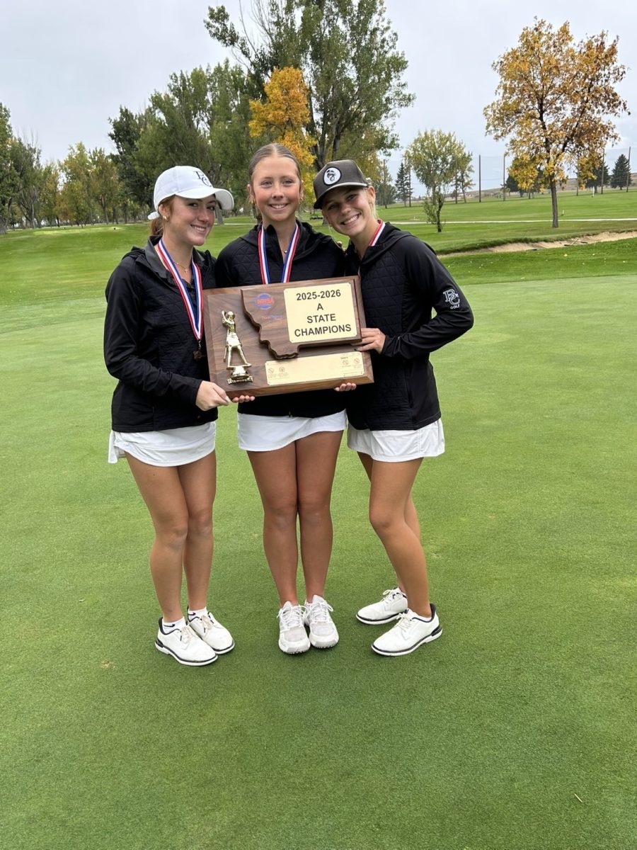 10.3.25 
(From L to R) 
Senior girls Berkley Park, Kaitlin Ferris, and Jordan Nielsen, celebrate their 1st place win at State. 