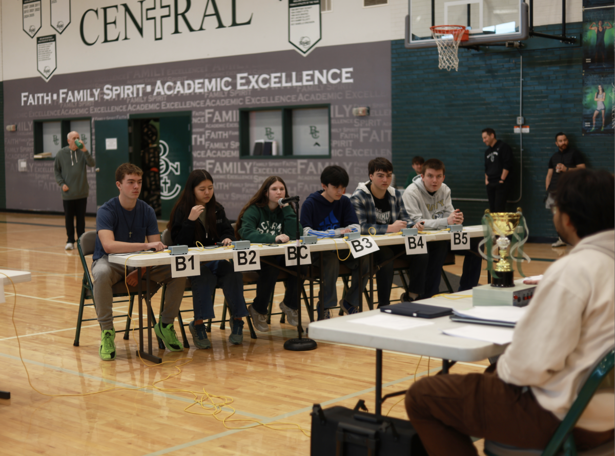 1.30.26
The sophomore team in action during the championship round  vs. the senior team.