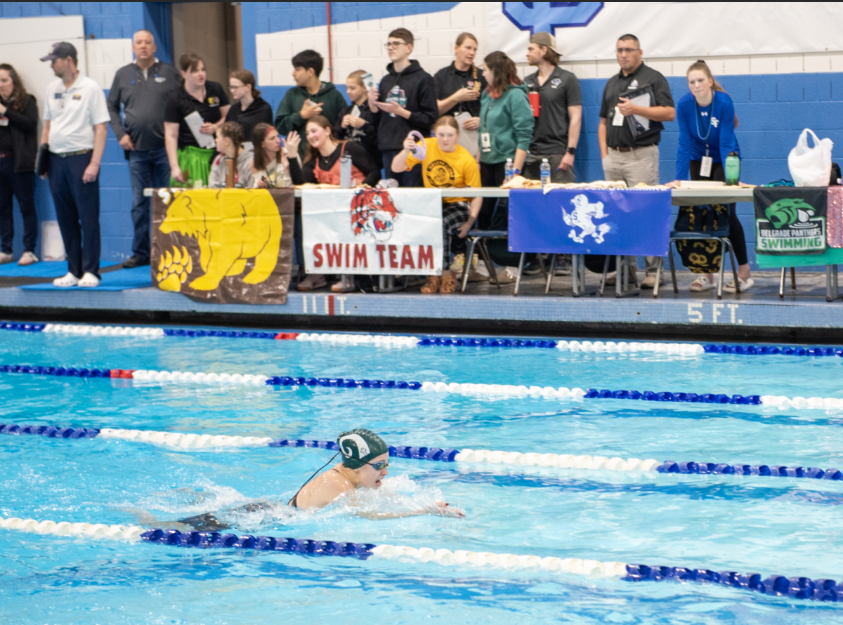 2.14.26
Senior Teaghan Vaira swims the breaststroke leg of the Girls 200 Individual Medley. 