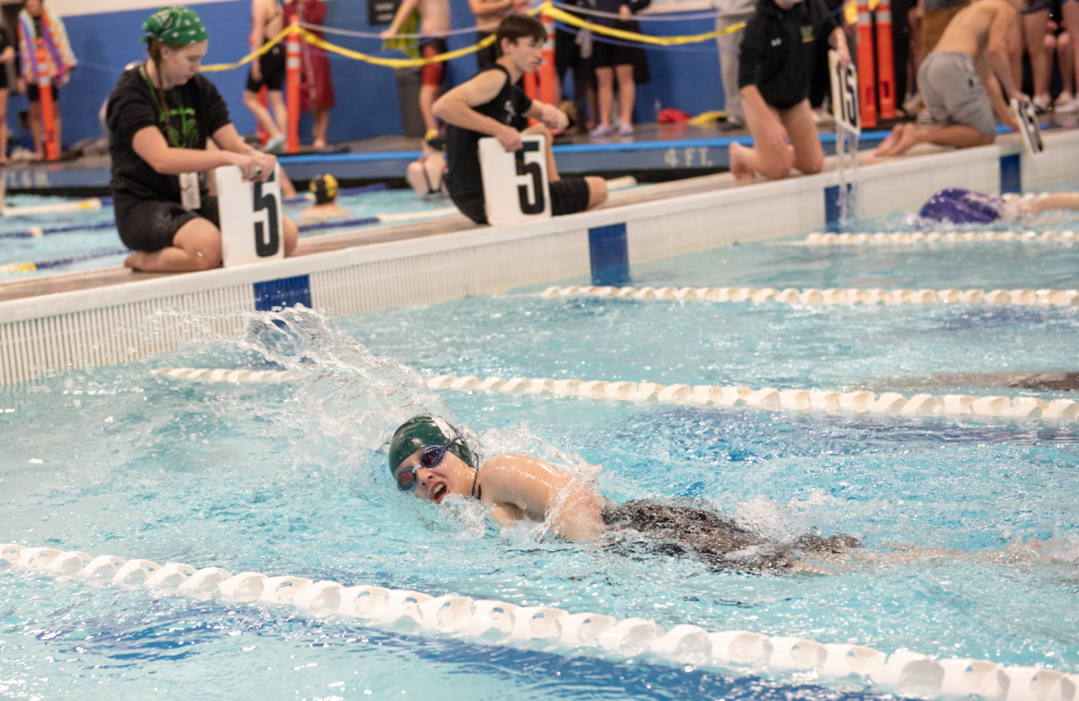 2.14.26
Senior Joanne Ragsdale pushes through the Girls 500 Freestyle Finals. 