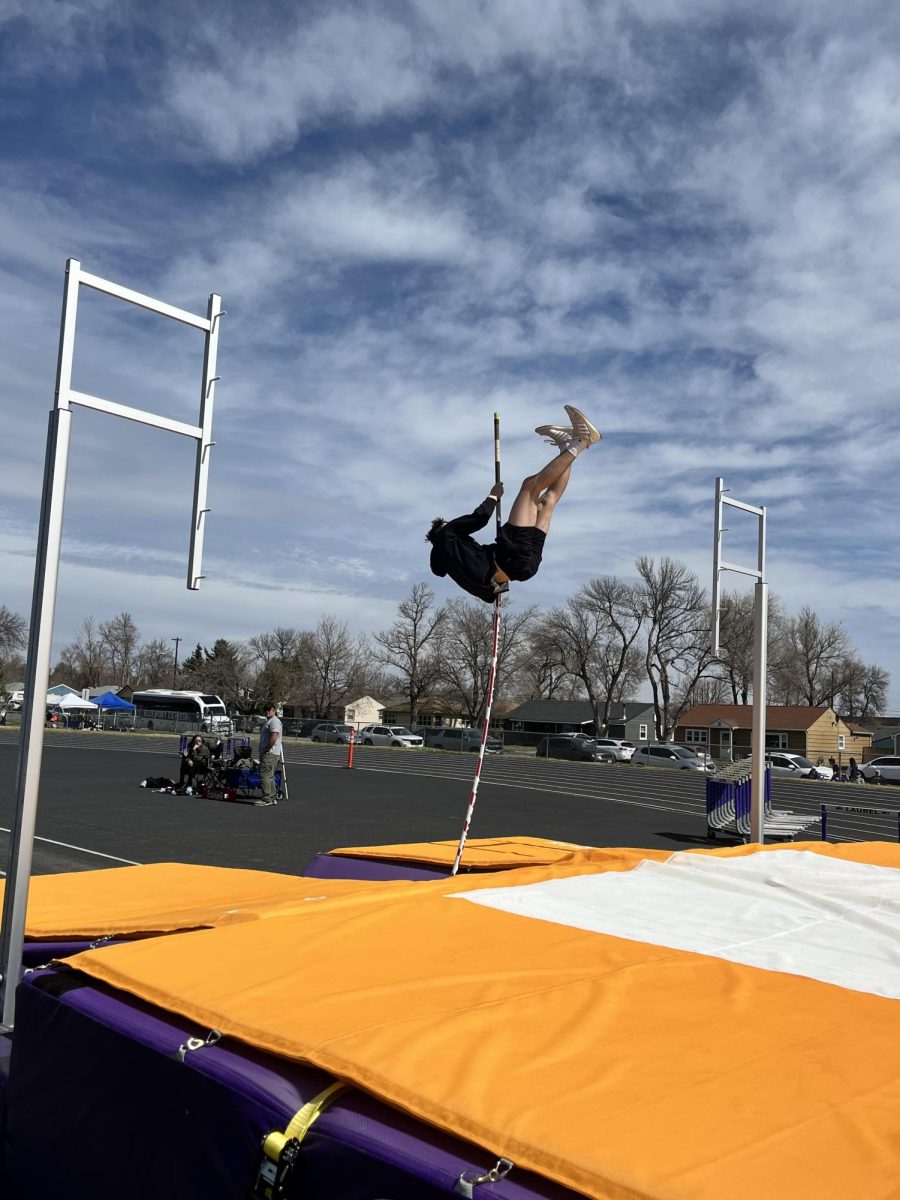 4/9/26
Junior Grady Dunn practicing pole vaulting